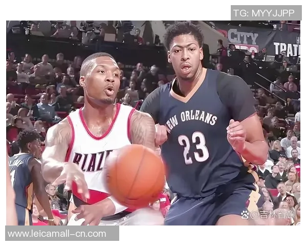 鹈鹕与开拓者季后赛首战激战正酣精彩瞬间回顾与分析